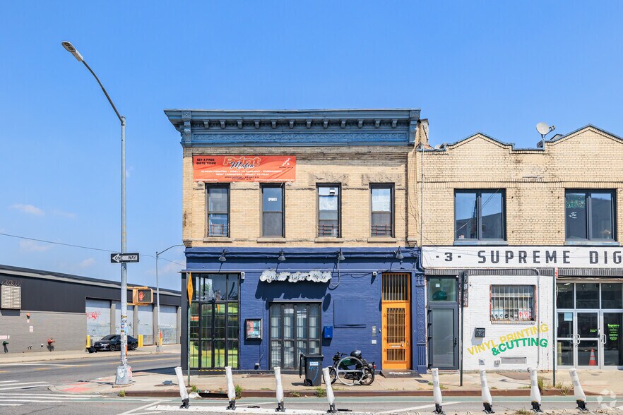 More Photos Of 1 Knickerbocker Ave, Brooklyn Storefront Retail Office For Lease