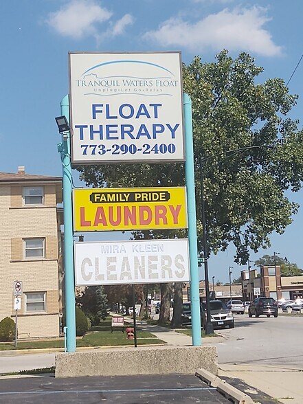 More Photos Of 7250-7258 N Harlem Ave, Chicago Freestanding For Sale