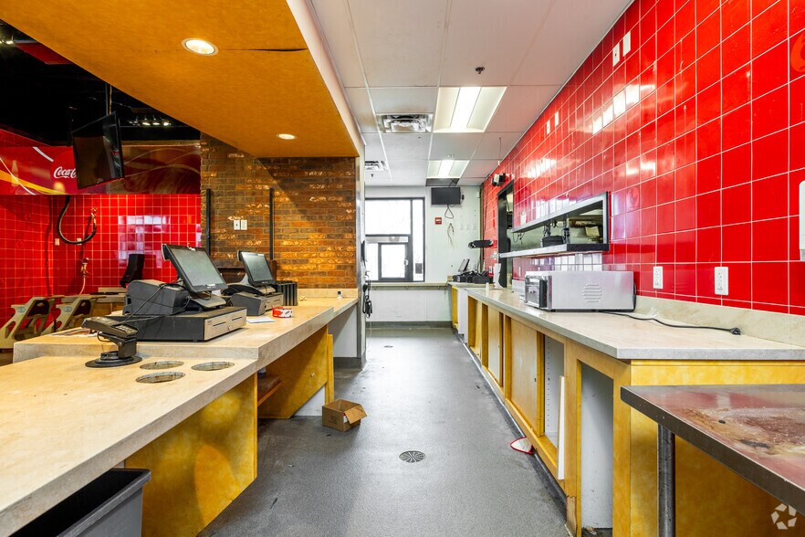 More Photos Of 12195 S Strang Line Rd, Olathe Fast Food For Lease