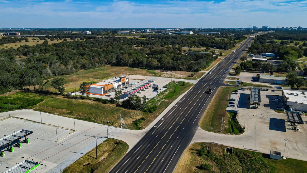 Primary Photo Of 5688 Raymond Stotzer Pkwy, College Station Freestanding For Lease