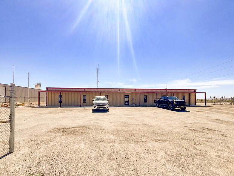 Primary Photo Of 9218 S Service Rd, Big Spring Office For Sale
