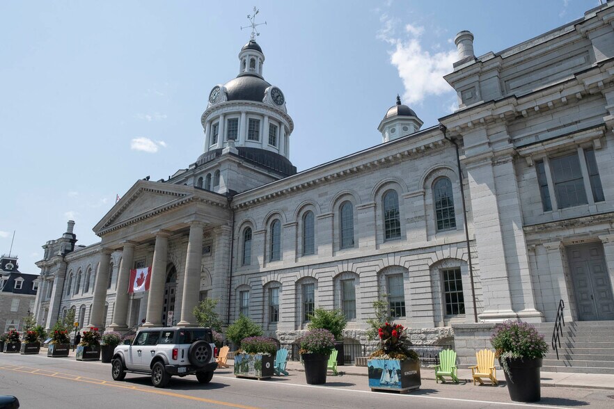 More Photos Of 275 Ontario St, Kingston Office For Lease
