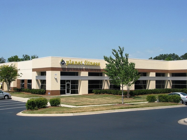 More Photos Of 2401 Whitehall Park Dr, Charlotte Research And Development For Lease