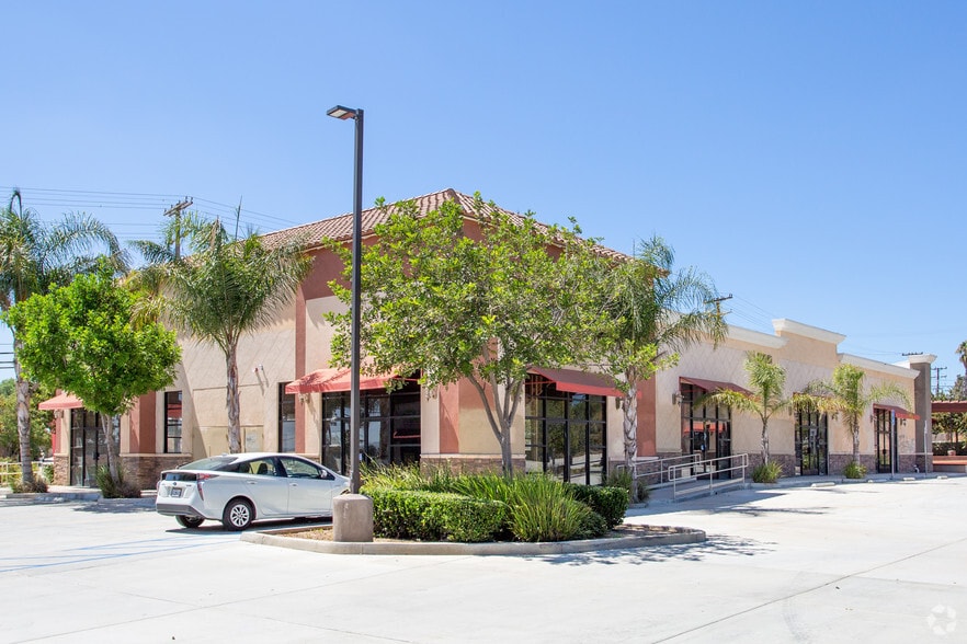 More Photos Of 10465 Arlington Ave, Riverside Unknown For Lease