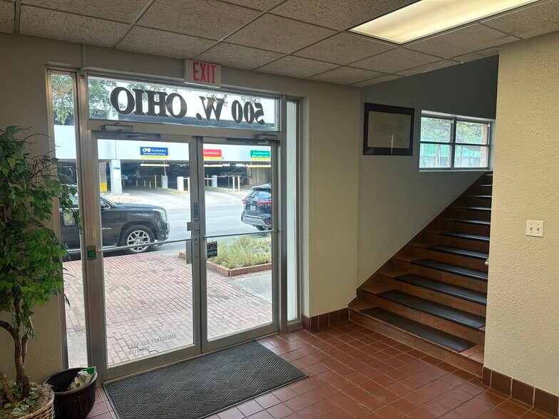 More Photos Of 500 W Ohio Ave, Midland Office For Sale