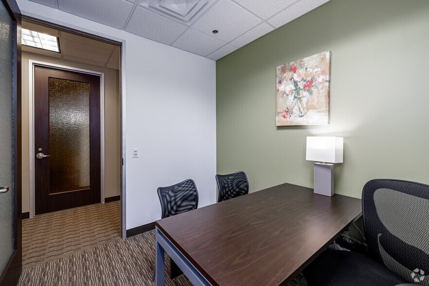 More Photos Of 175 Capital Blvd, Rocky Hill Coworking Space