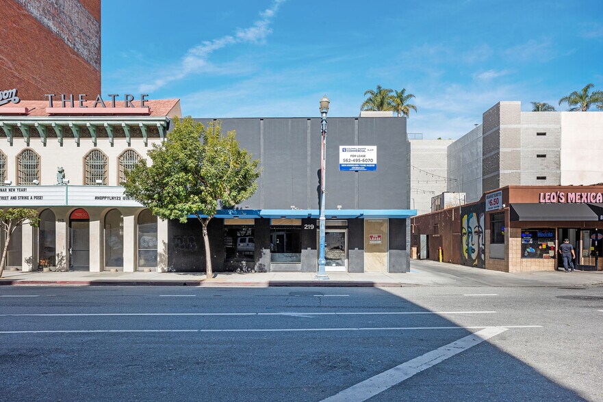 More Photos Of 219 E Broadway, Long Beach Storefront For Lease