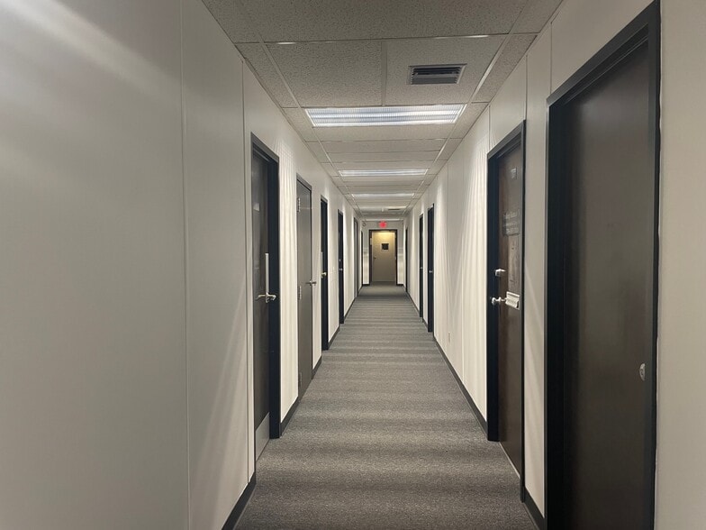 More Photos Of 346 Freeport Rd, New Kensington Medical For Lease