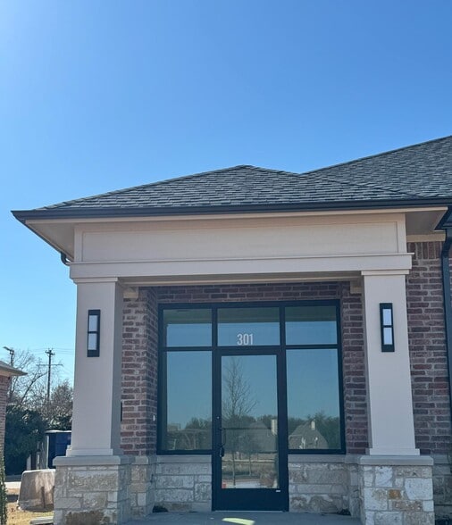 More Photos Of 7700 Preston Rd, Frisco Medical For Lease