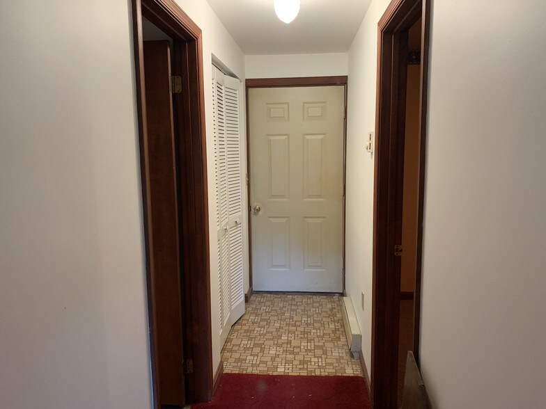 More Photos Of 5405 Village Ct, Adamstown Specialty For Sale