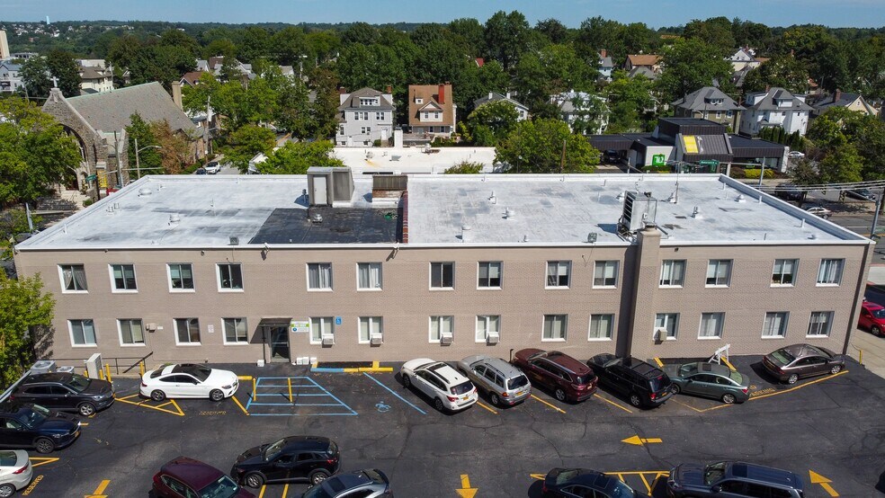 More Photos Of 280 Mamaroneck Ave, White Plains Freestanding For Lease