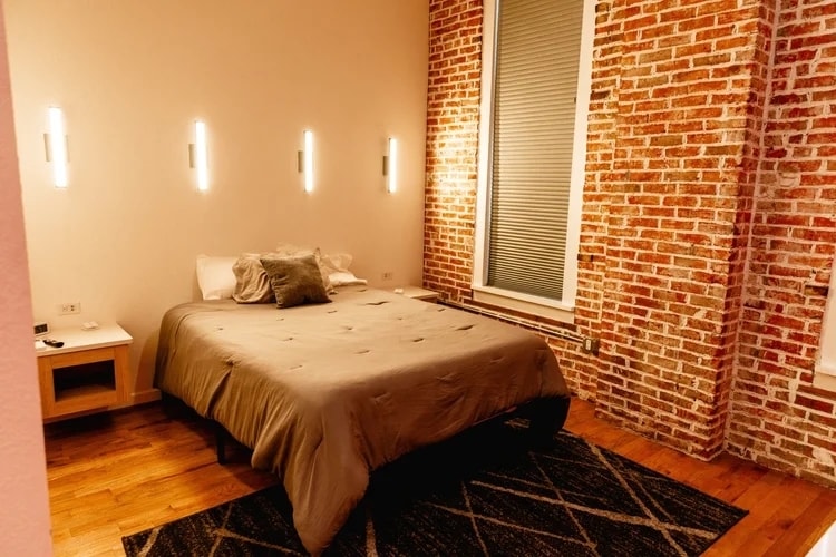 More Photos Of 111 N Lincoln Ave, Hastings Hotel For Sale