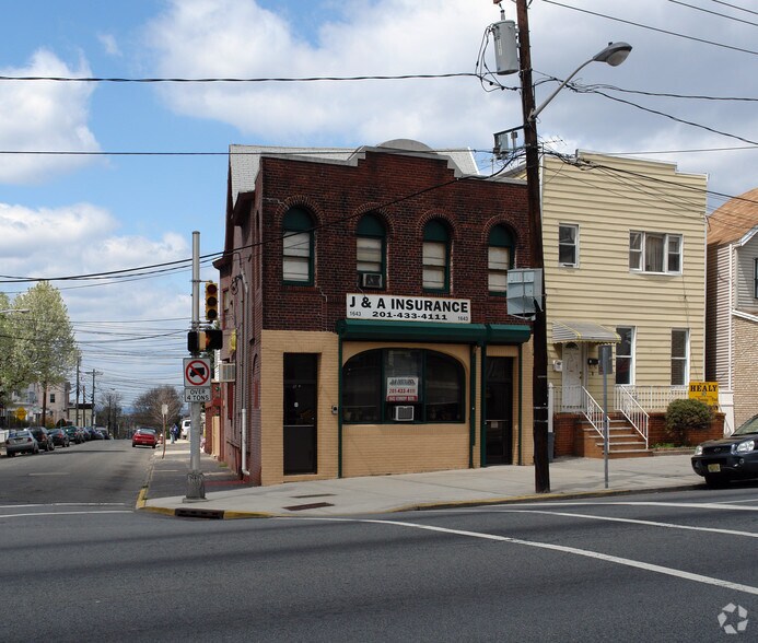 More Photos Of 1643 John F Kennedy Blvd, Jersey City Office For Sale