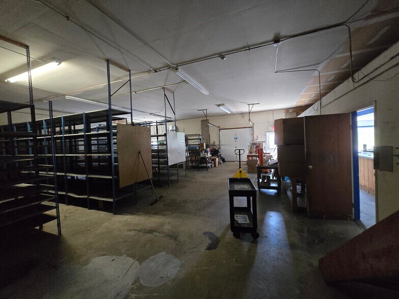 More Photos Of 3212 State Route 94, Franklin Light Manufacturing For Lease