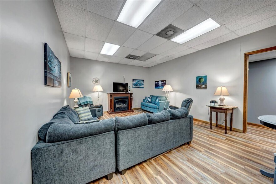More Photos Of 106 W Laurel St, Scottsboro Office Residential For Sale