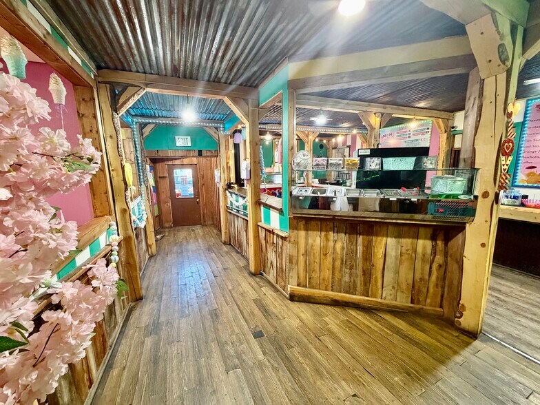 More Photos Of 435 S Atlantic St, Dillon General Retail For Sale