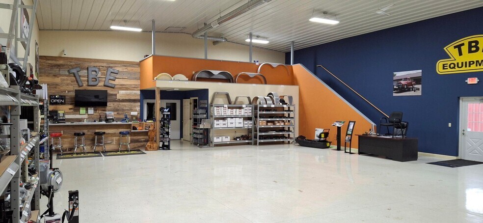 More Photos Of N2047 Sawmill Rd, Watertown Self Storage For Sale