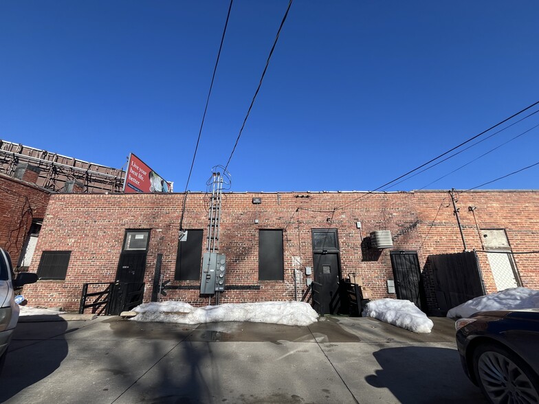 More Photos Of 4963 NW Radial Hwy, Omaha Storefront For Lease