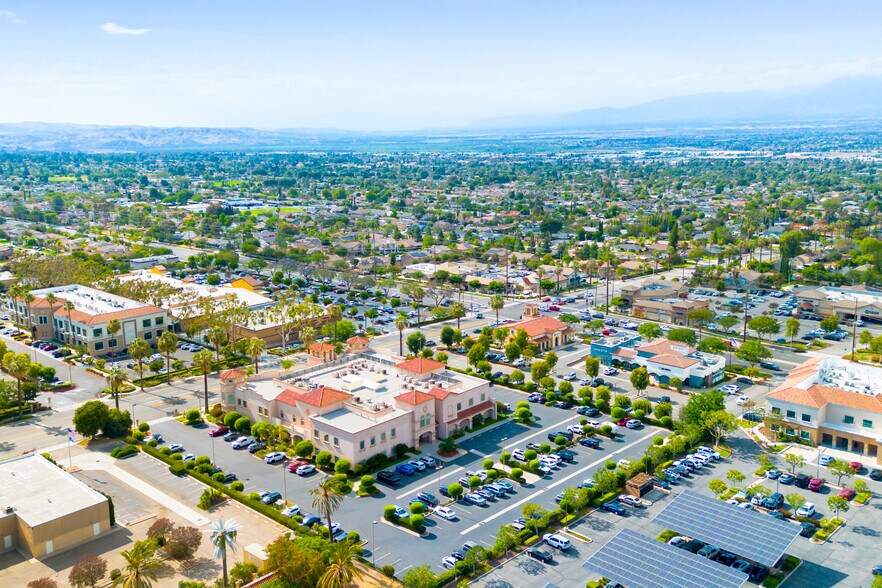 More Photos Of 2275 S Main St, Corona Office For Sale