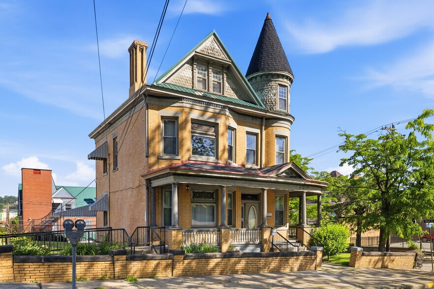 More Photos Of 101 W 9th Ave, Homestead Office For Sale