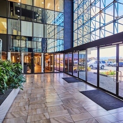 More Photos Of 7400 N Oracle Rd, Tucson Office For Sale