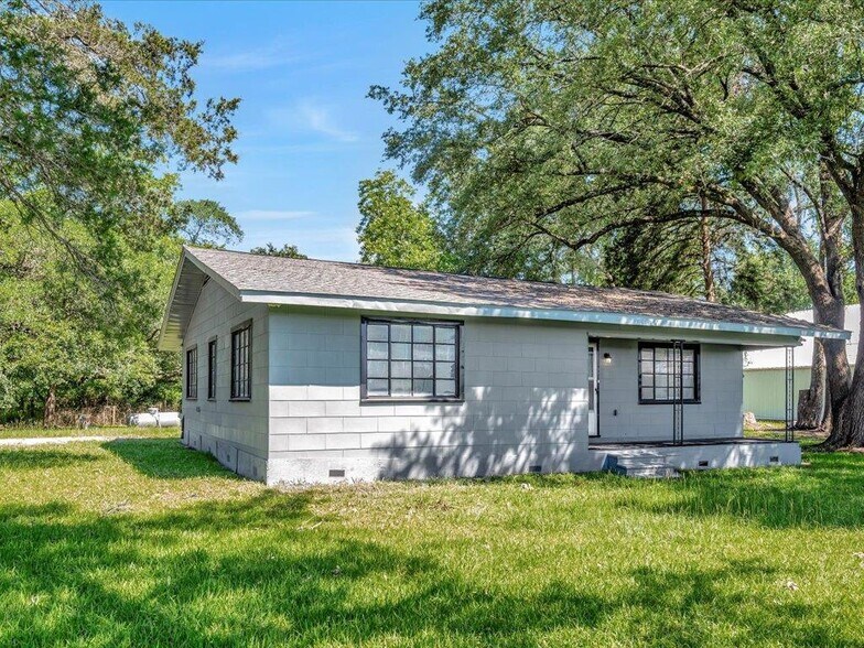 More Photos Of 8166 S US Highway 59, Diboll Religious Facility For Sale