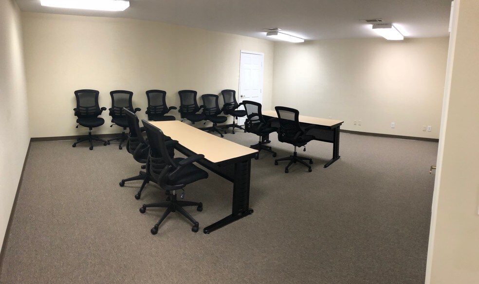 More Photos Of 925 Sanders Rd, Cumming Coworking Space