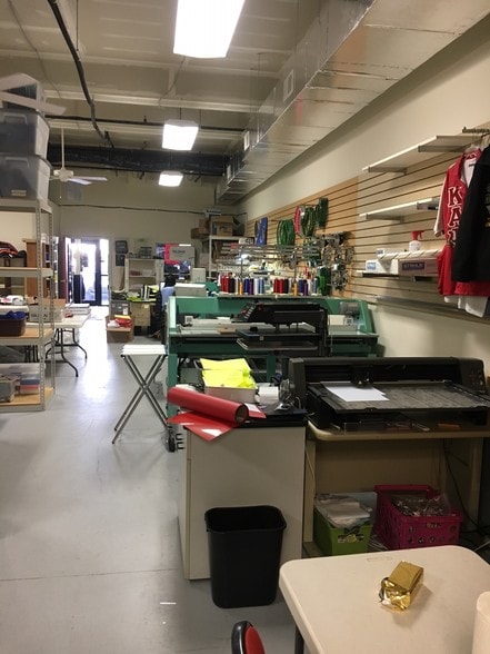 More Photos Of Suite 3, Bloomington Apartments For Lease