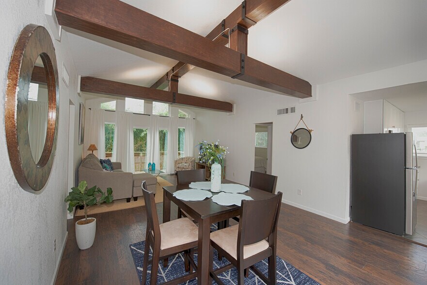 More Photos Of 3821 Nasa Pky, El Lago Lodge Meeting Hall For Sale