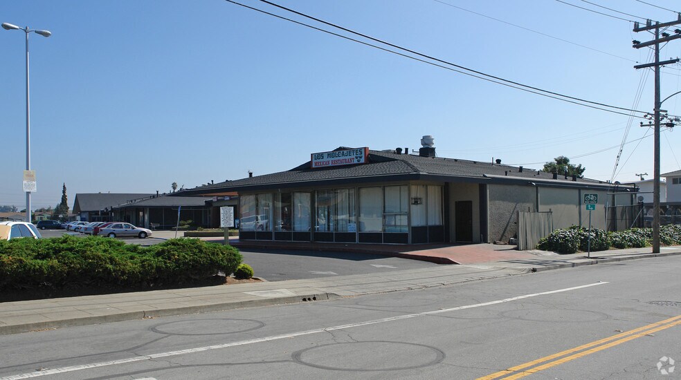 More Photos Of 1960-2056 Lewelling Blvd, San Leandro Unknown For Lease