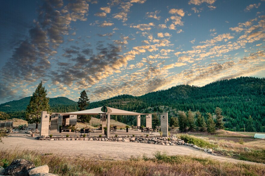 More Photos Of 26405 Garnet Valley Rd, Summerland Land For Sale