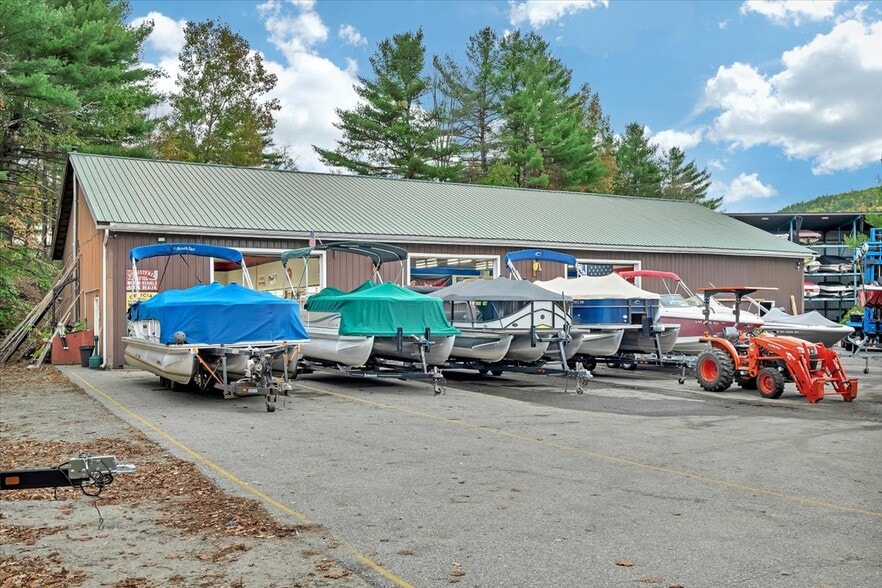 More Photos Of 11 Town Shed Rd, Brant Lake Marina For Sale
