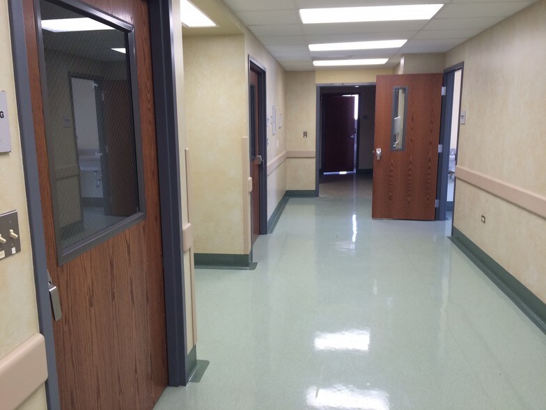 More Photos Of 2715 N Central Ave, Chicago Medical For Sale