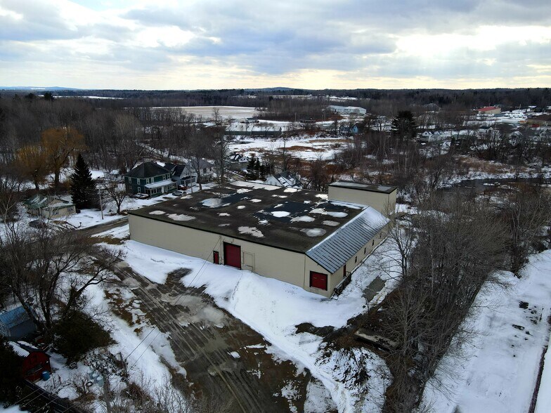 More Photos Of 9 Kenwood Ave, Corinna Specialty For Sale