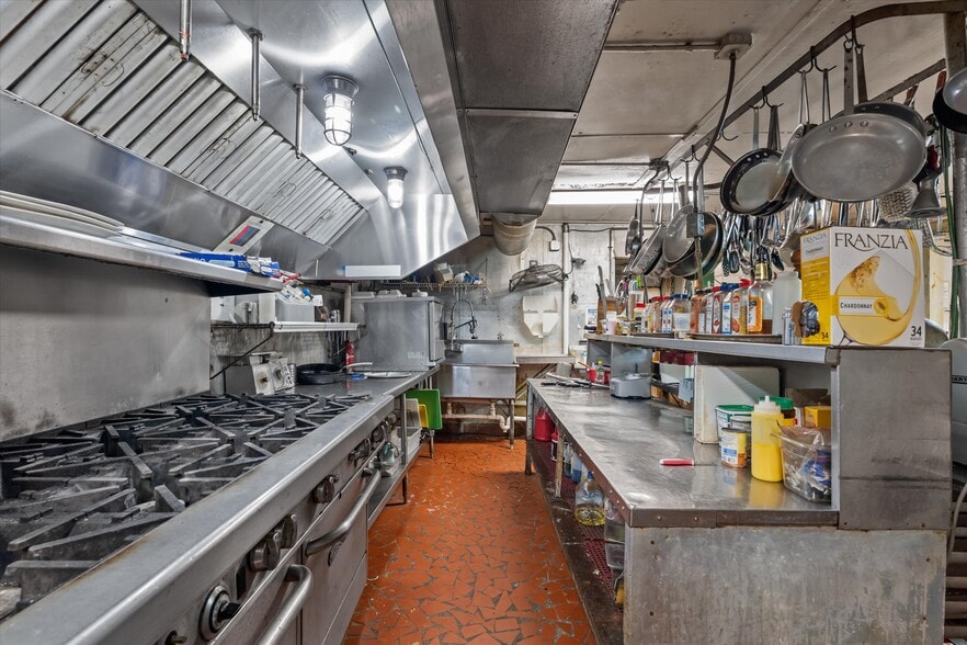 More Photos Of 3044 Deans Bridge Rd, Augusta Restaurant For Sale