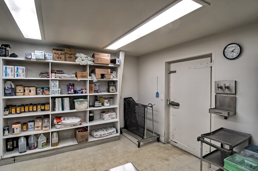 More Photos Of 22020 Palo Way, Palo Cedro Restaurant For Sale