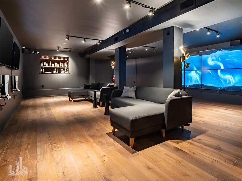 More Photos Of 2146 3rd St, San Francisco General Retail For Lease