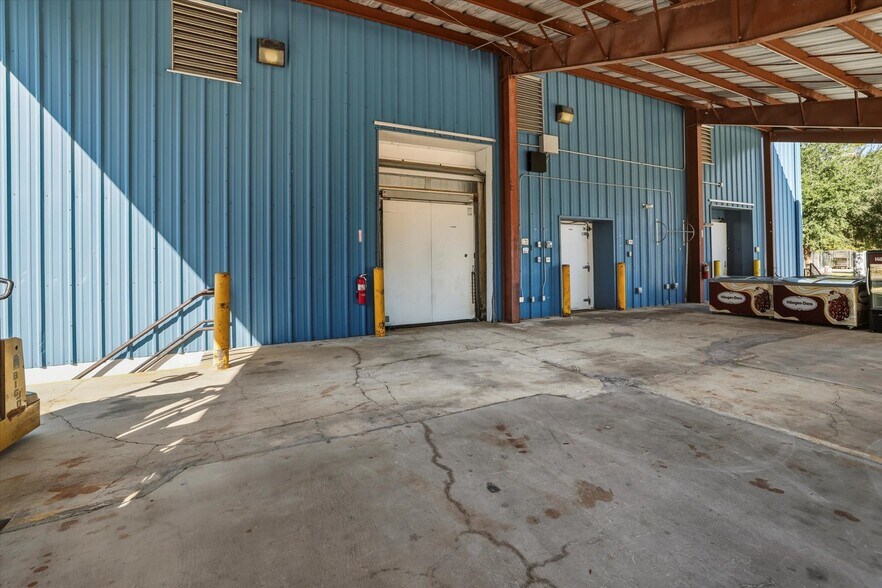 More Photos Of 4447 Entrepot Blvd, Tallahassee Refrigeration Cold Storage For Lease