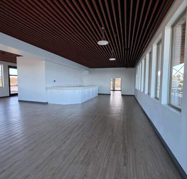 More Photos Of 5200 Central Ave, Hot Springs Restaurant For Sale