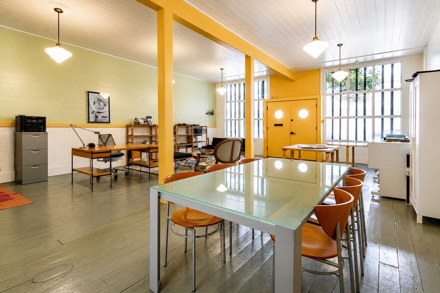 More Photos Of 2604-2608 3rd St, San Francisco Warehouse For Lease