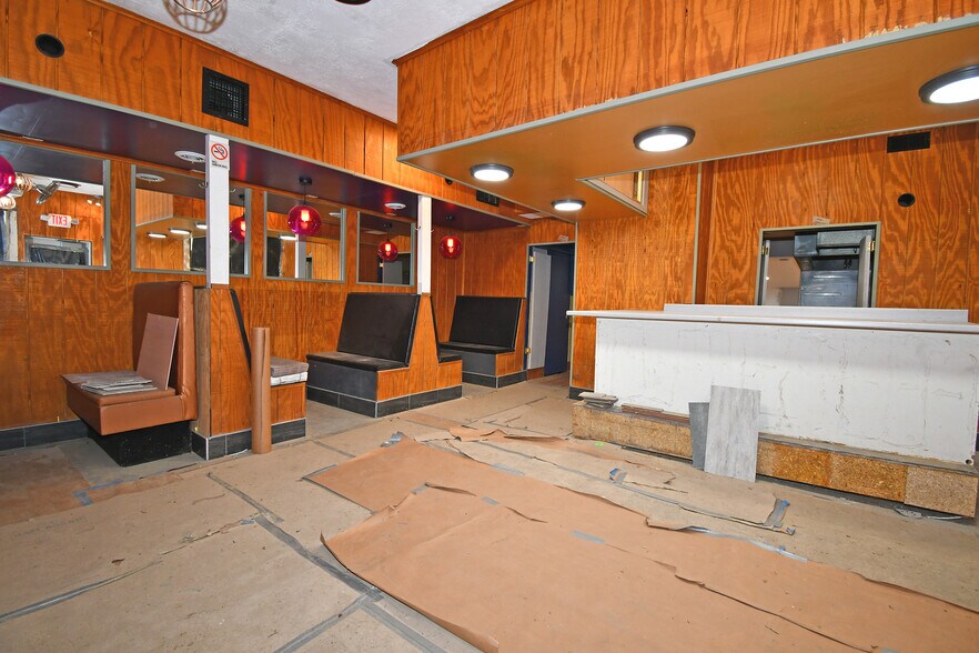 More Photos Of 3 Walker's Mill Rd, Collier Township Restaurant For Sale