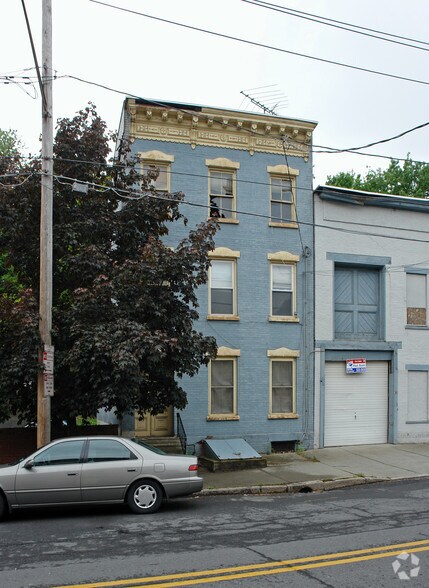 More Photos Of 60-62 Sheridan Ave, Albany Office For Sale
