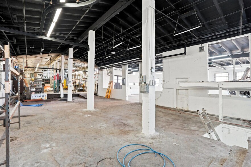 More Photos Of 4821 Garden St, Philadelphia Industrial For Sale