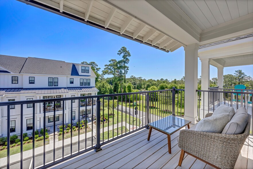 More Photos Of 162 Dugger Ln, Wilmington Apartments For Sale