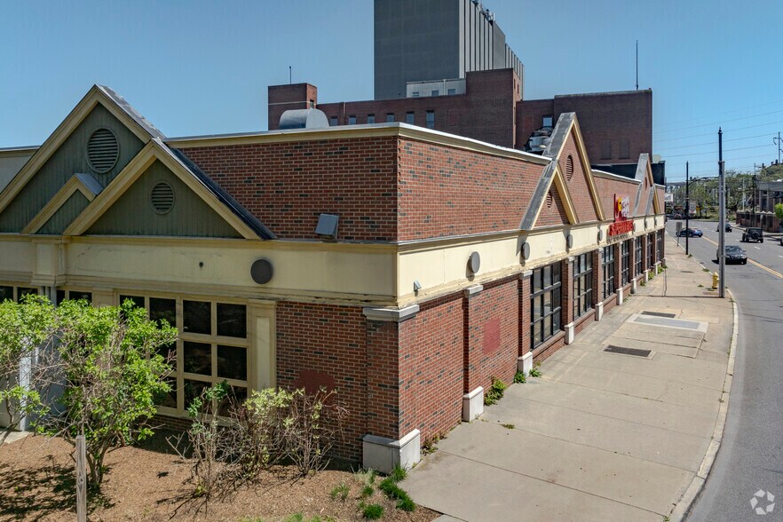 More Photos Of 17 Washington St, Norwalk Loft Creative Space For Sale