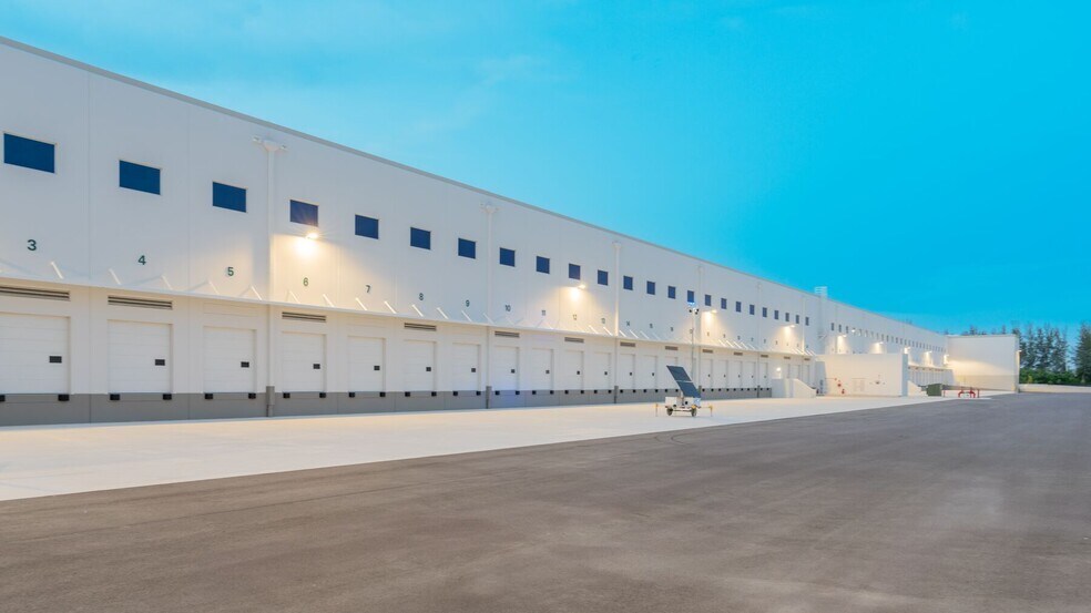 More Photos Of 12200 NW 25th St, Miami Unknown For Lease