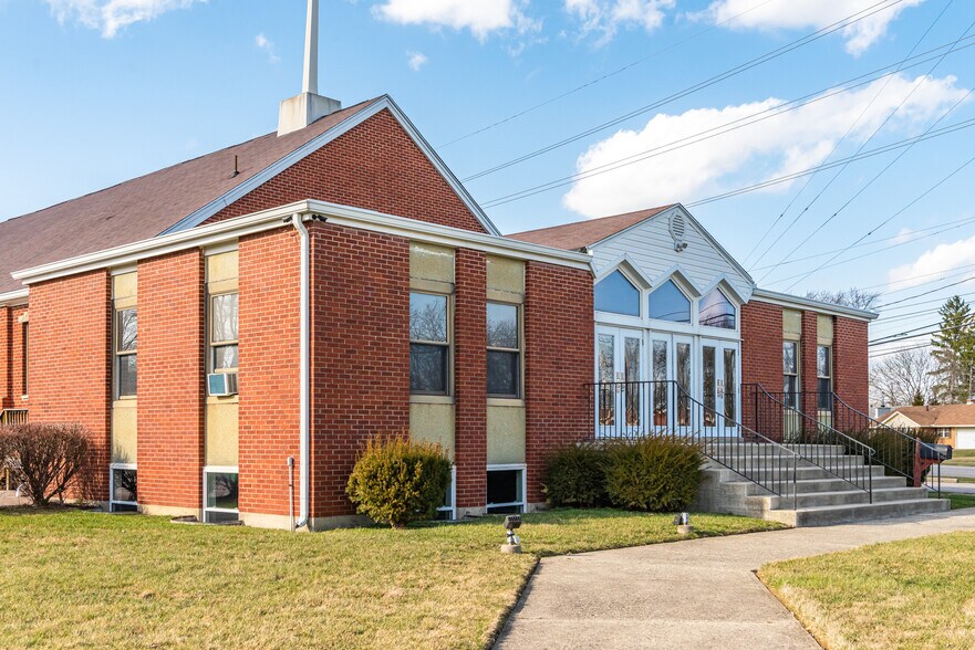 More Photos Of 4445 Wilmington Pike, Dayton Religious Facility For Sale