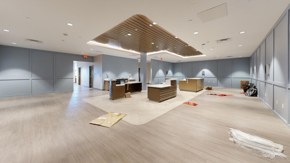 More Photos Of 5901 W Waco Dr, Waco Medical For Sale