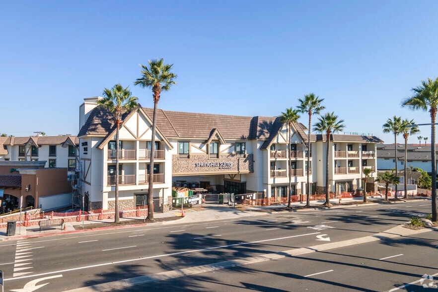 Primary Photo Of 3136 Carlsbad Blvd, Carlsbad Hotel For Lease