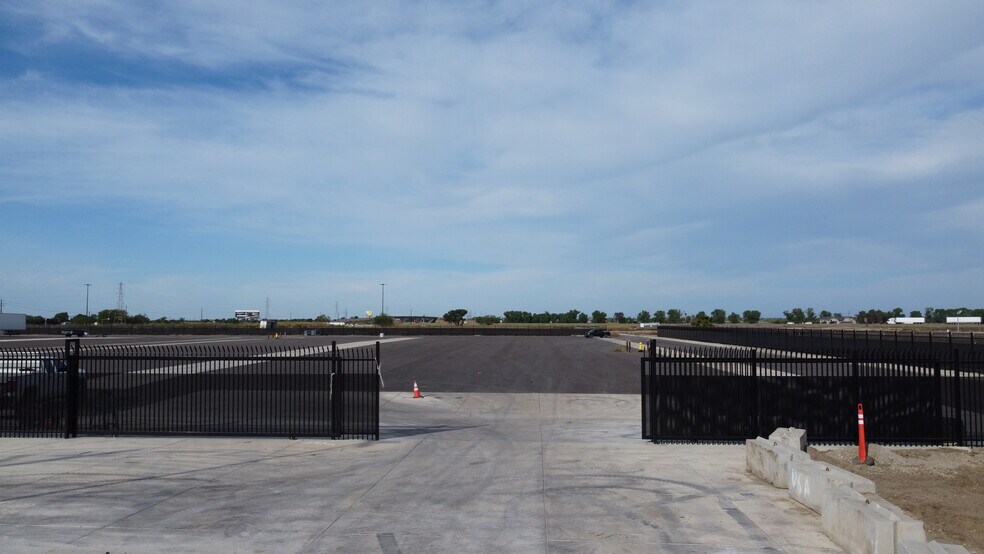 More Photos Of 22700 Kasson Rd, Tracy Land For Lease